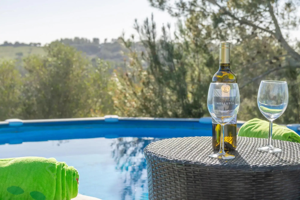CAN GREVER - Charming country house with private pool. Ideal for couples. Free WIFI.