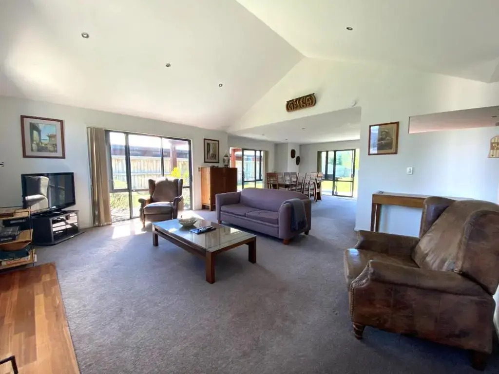 4 Tarndale Place