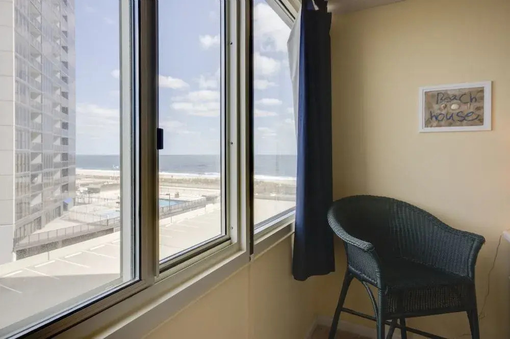 Quay 503 - 2 Br Condo