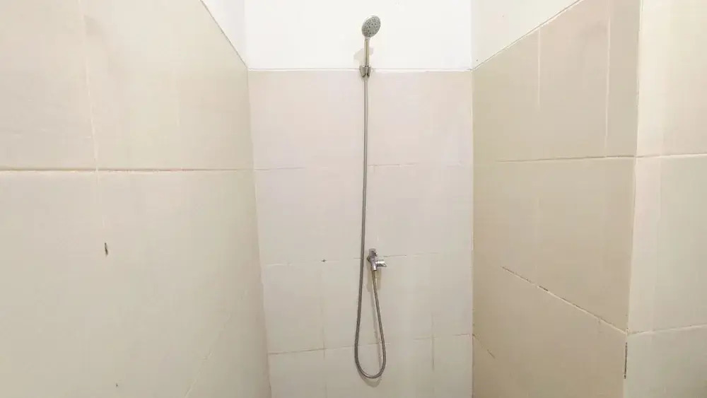 Best Value And Good Location Studio At Bale Hinggil Apartment