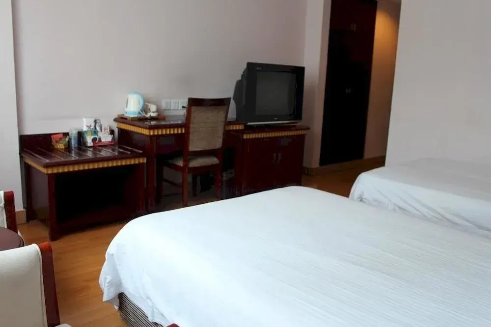Shanghai Yiting 6+e Hotel (Dongfang Road Branch)