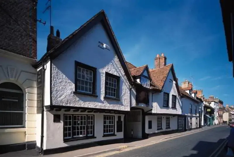 The George Hotel