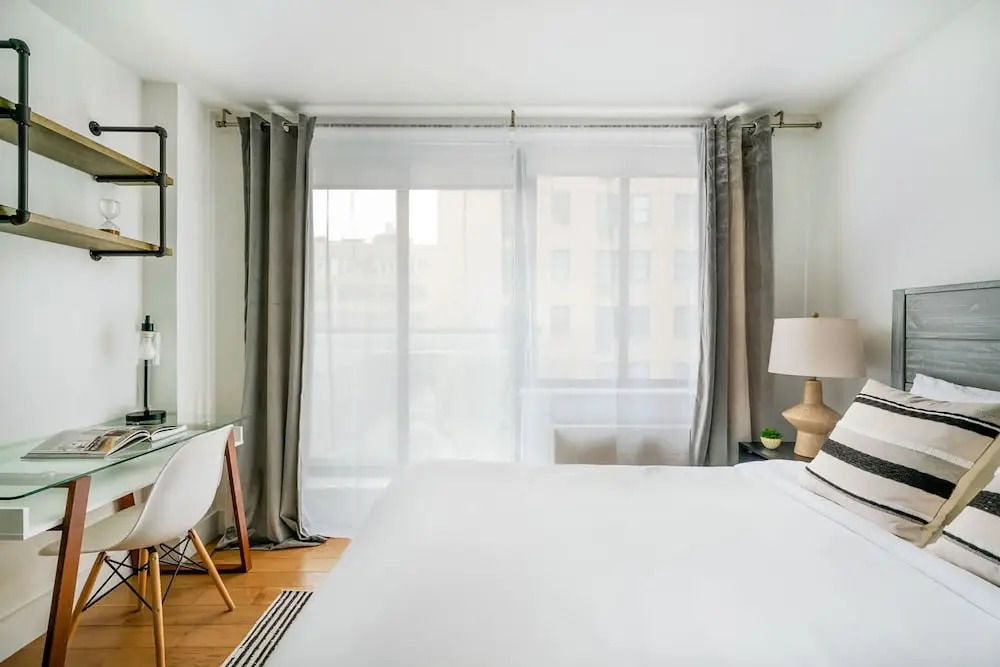 75-2d New 1BR Prime UES W D Balcony Elevator