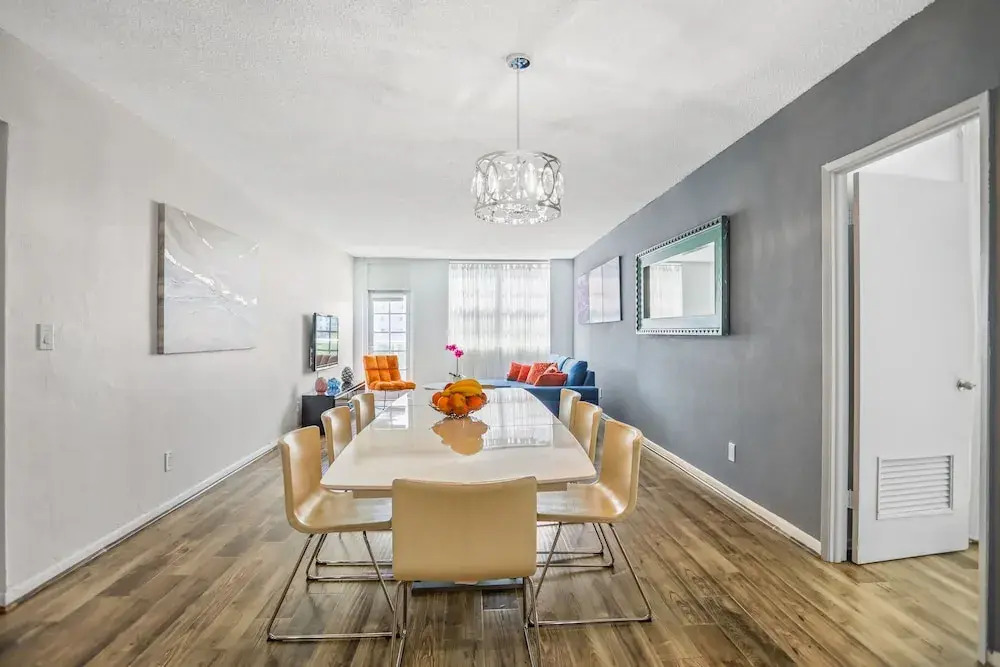 Amazing Condo 3 min to the Beach