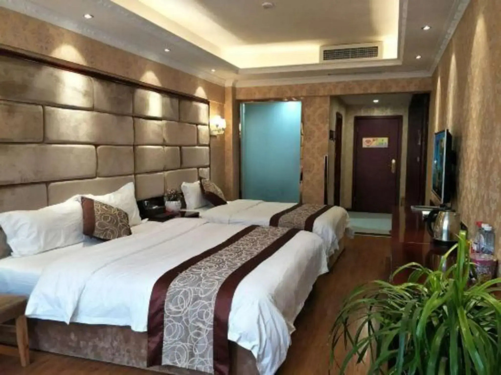 Hongyan Business Hotel