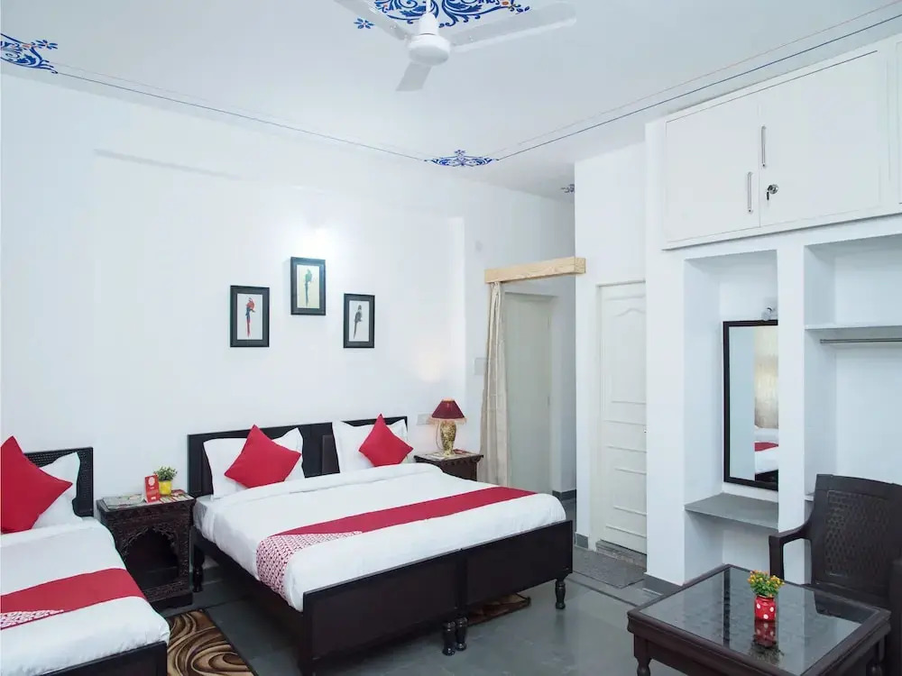 OYO 11936 Home Vintage Haveli Stay Bhopalpura
