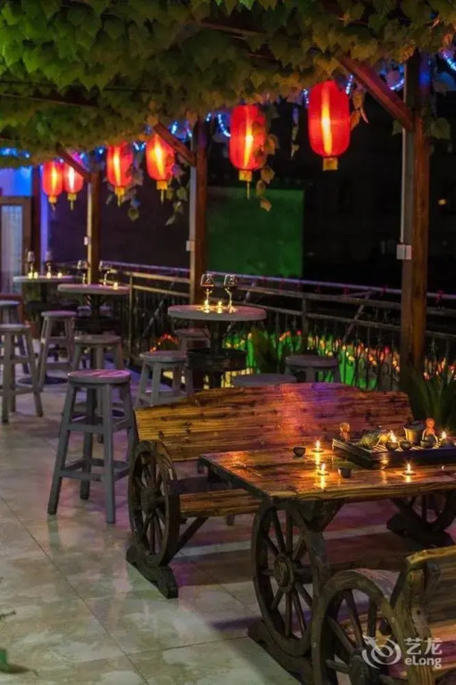 Wangxian Bridge Inn - Xitang