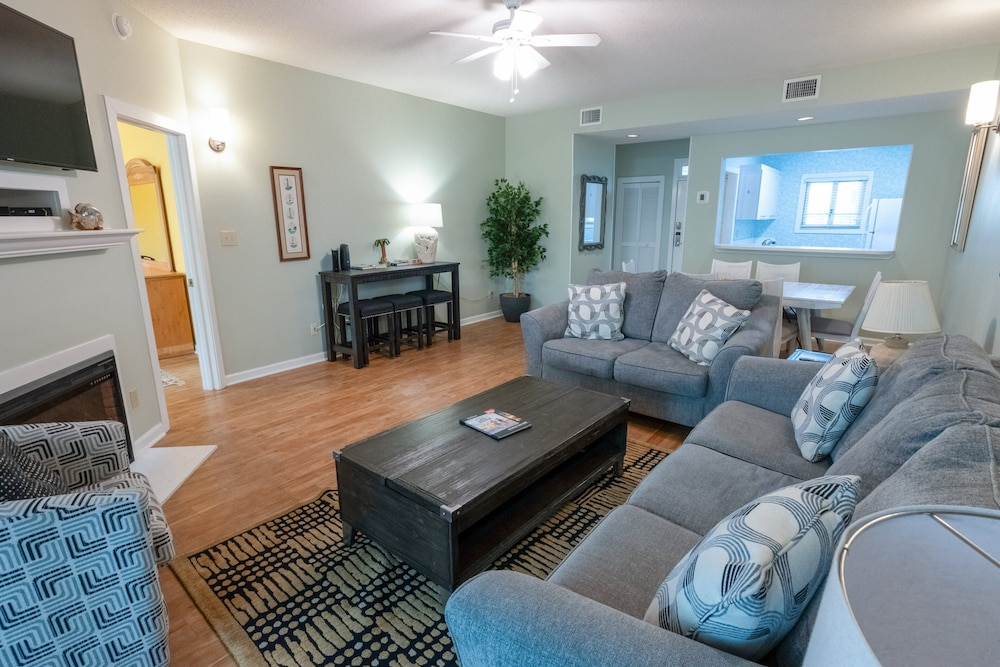 Windermere Coastal Retreat 7c 2 Bedroom Condo