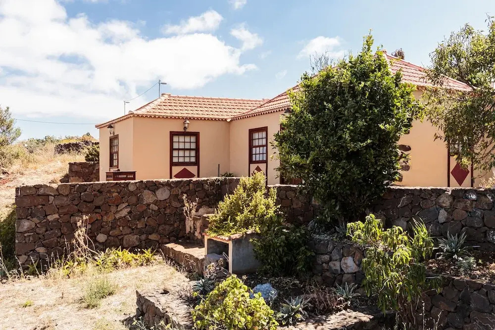 Casa Rural Los Hondos by Isla Bonita