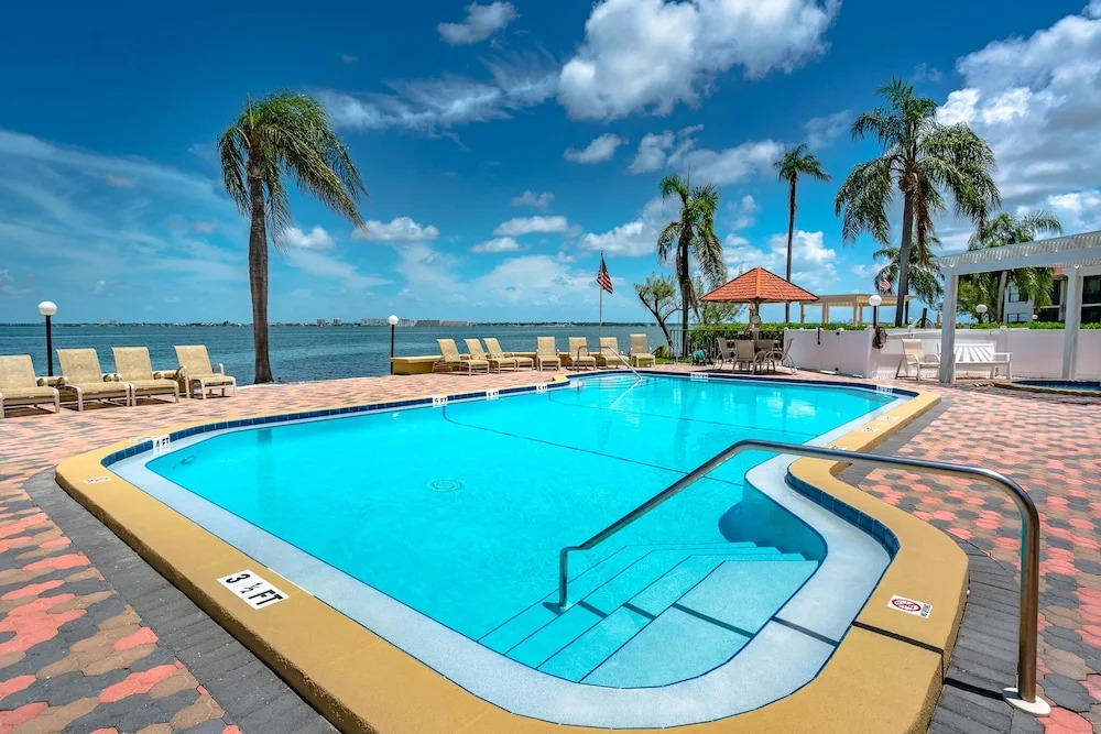 Casa Del Mar G-608 by Distinctive Beach Rentals