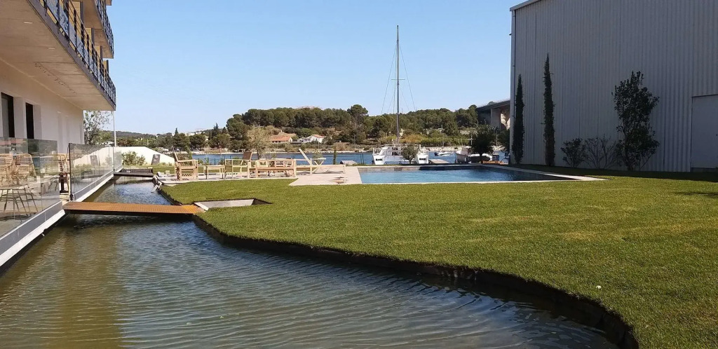 Golden Tulip Hotel & Rooftop Martigues Provence