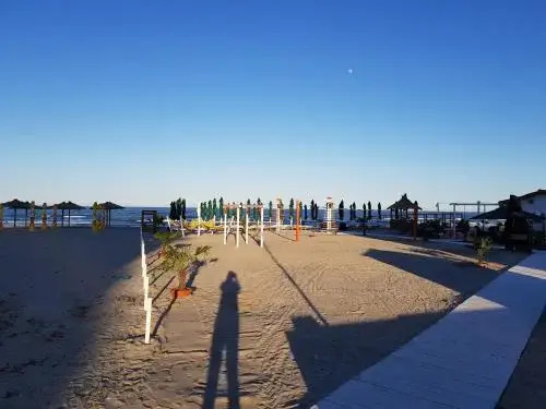 WAVE 1 Promenada Apartments