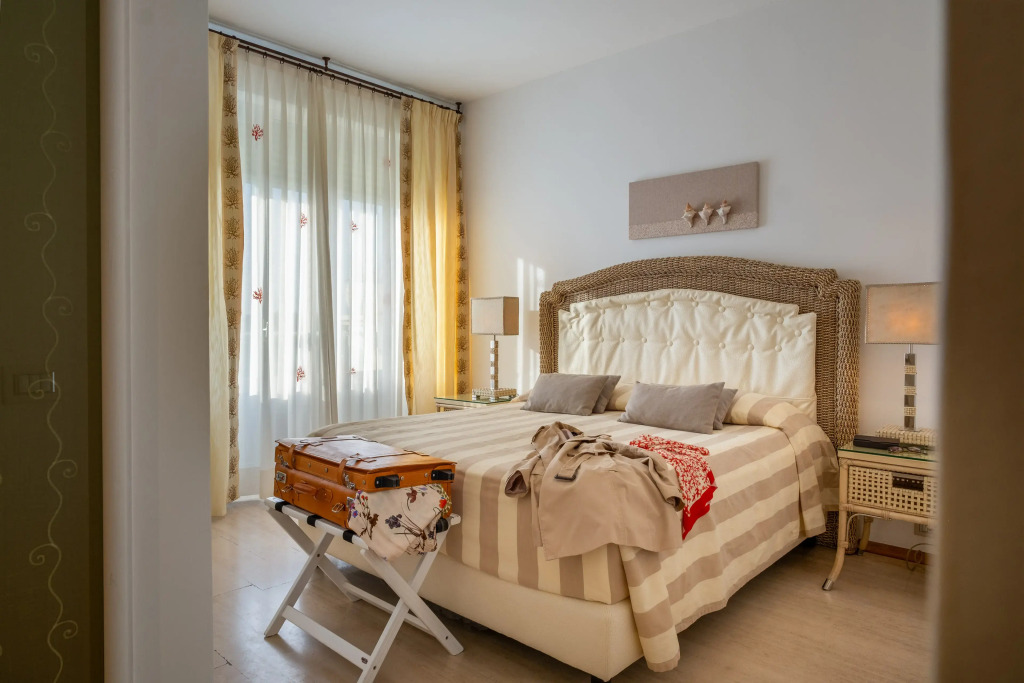 Relais Valle DellIdro - Rooftop & Sea View, Otranto