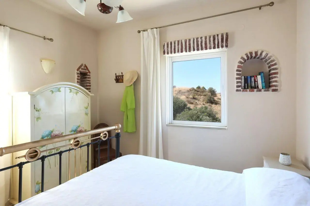 Listaros Luxurios Country Villas
