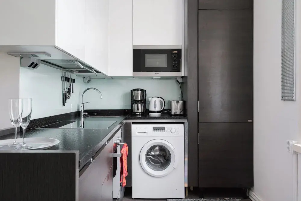 Renovated Top Floor Studio in Kallio