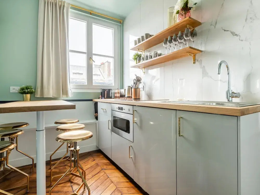 Luxury 2 Bedroom With AC - Louvre & Champs Elysees