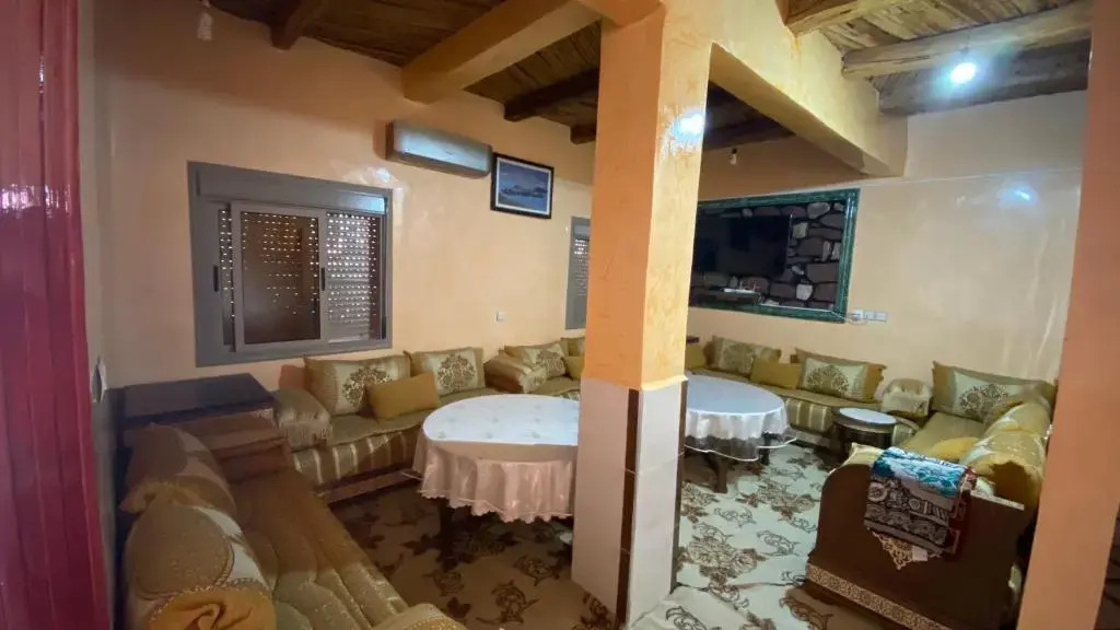 Scenic Lakeview House Near 5-Star Widian Hotel