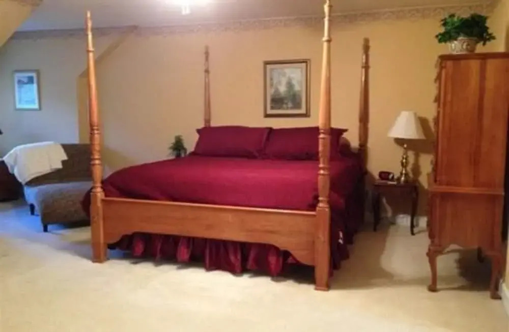 Swan Song Inn