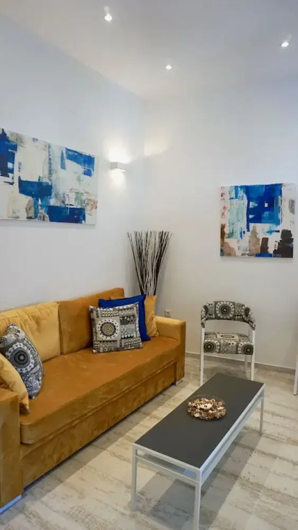 Lux Central Apt in Athens