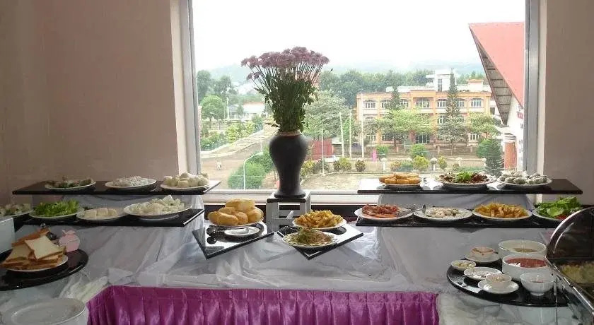 Hoang Loc Hotel
