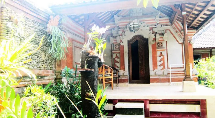 Tunjung Guest House