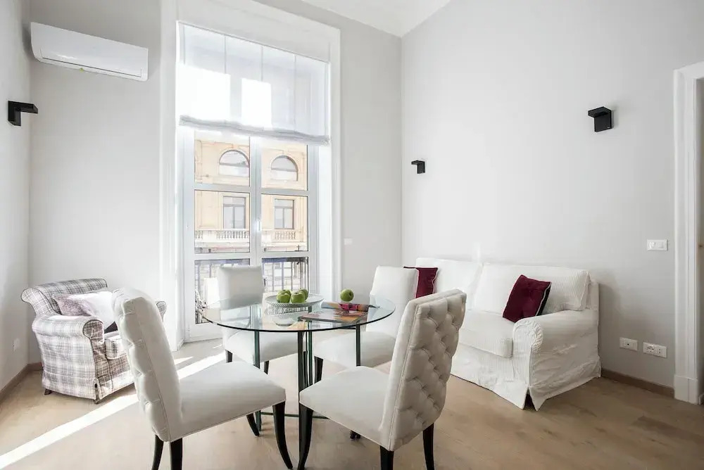 Prestigious Apartments Via Barberini