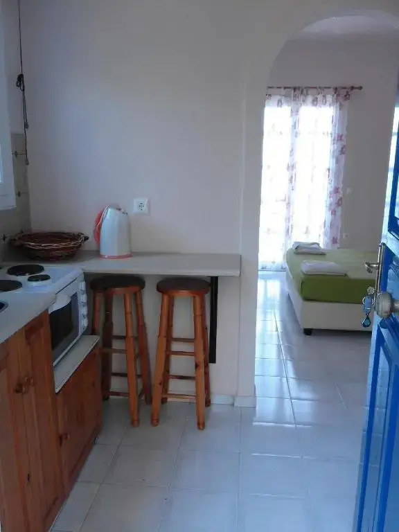 Aprilis Apartments