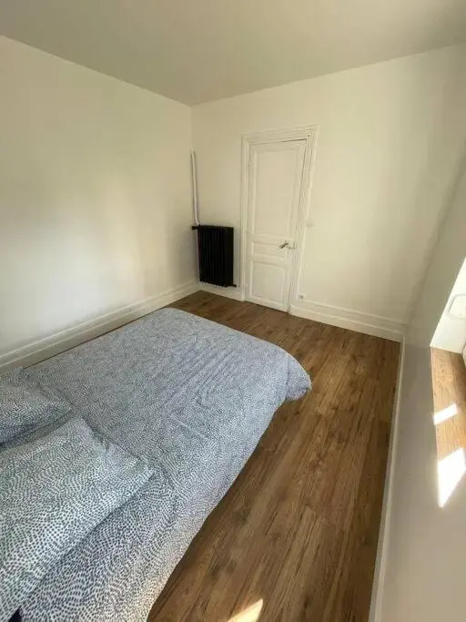 Superbe appartement rénové avec parking gratuit
