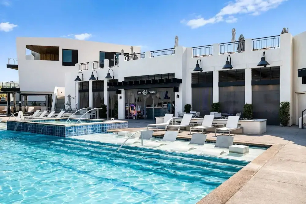 Somewhere On A Beach 5 Bedroom Townhouse