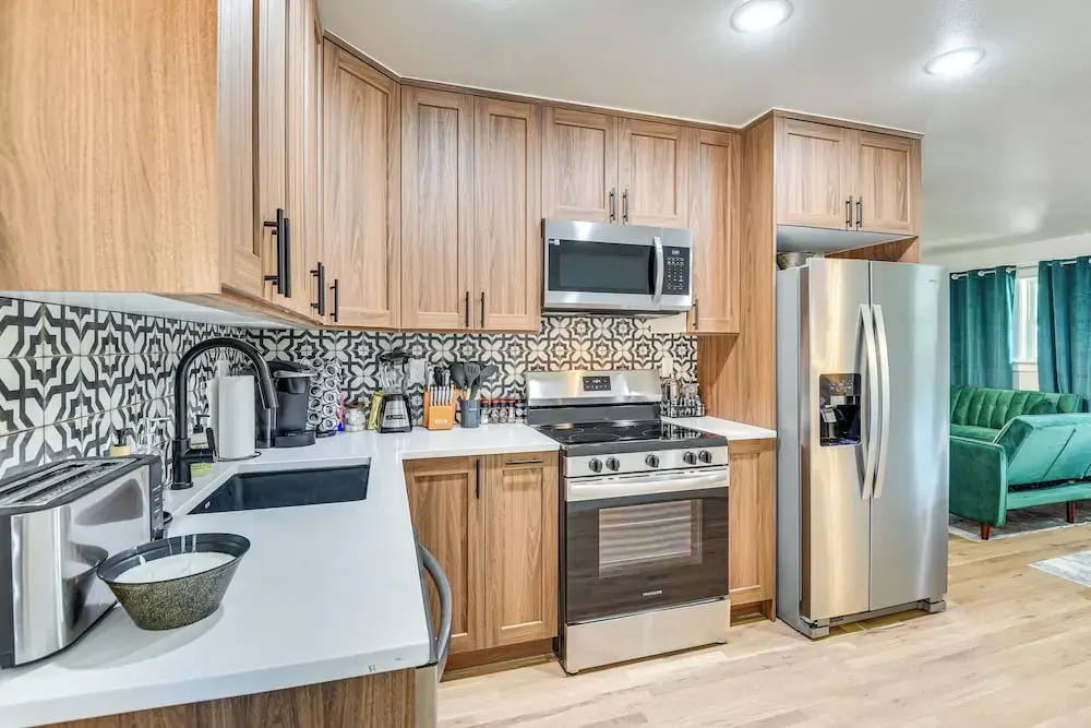 12 Mi to BOK Center: Pet-friendly Home w/ Yard!