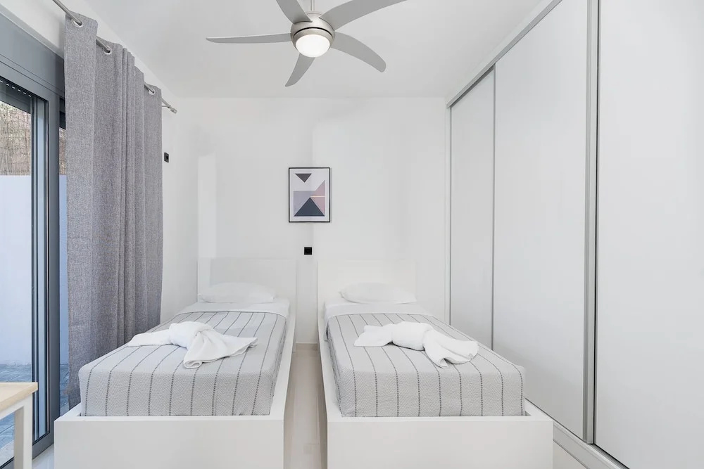 MTC-AN Apartment by the sea and Airport