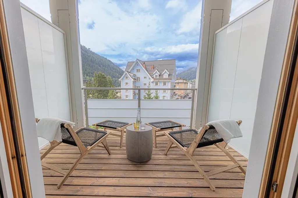 ALPINE INN Davos
