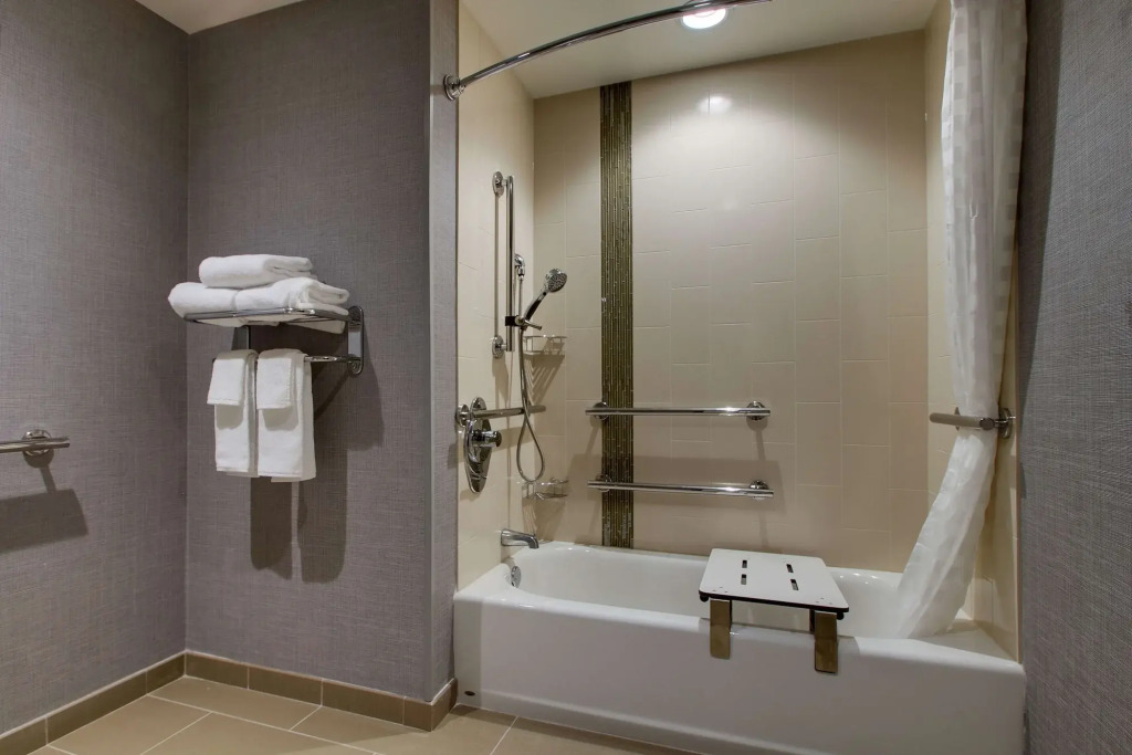 Hyatt Place Milwaukee Downtown