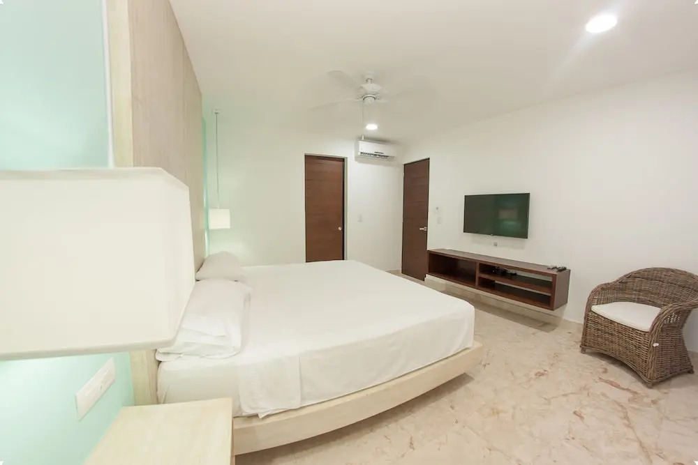 Anah Downtown DT 403