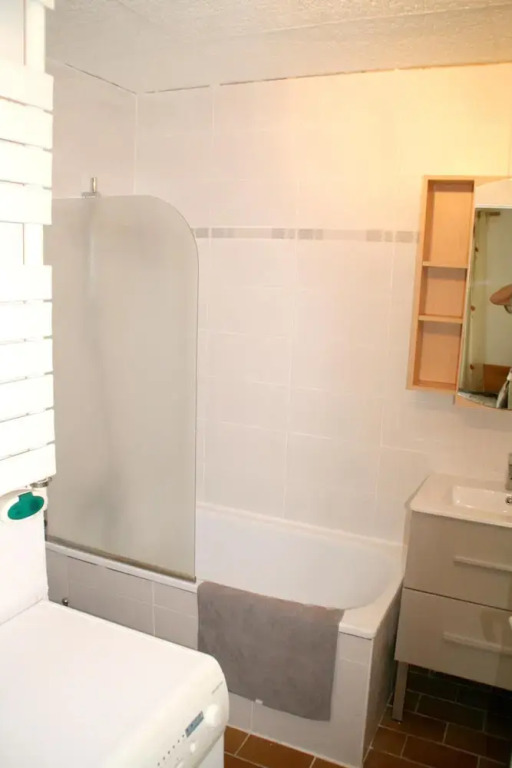 Studio In Six Fours Les Plages With Shared Pool And Enclosed Garden 100 M From The Beach