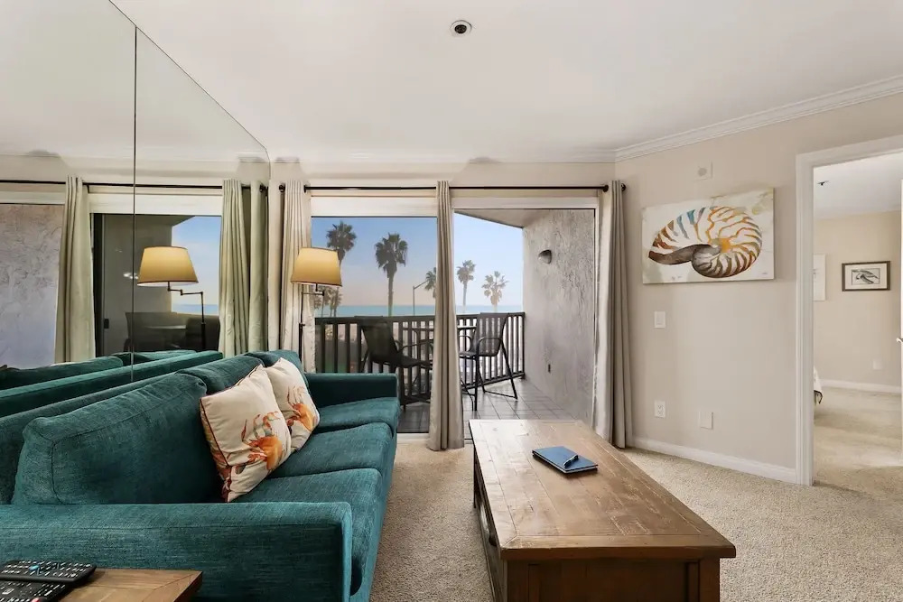 All-suite Pierside W/ Ocean-view Balconies 2 Bedroom Condo