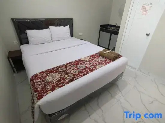 Joy Hotel