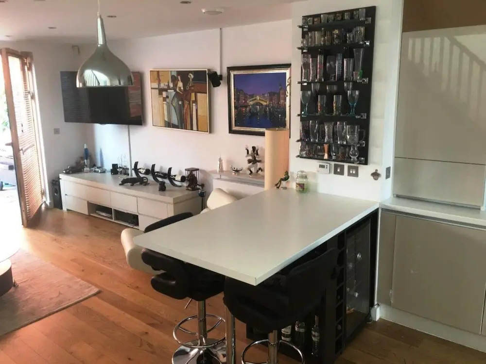 Modern 3 Bedroom House in Central Manchester