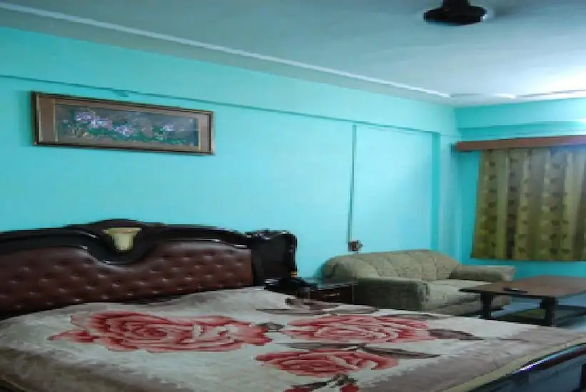 Hotel Viren International