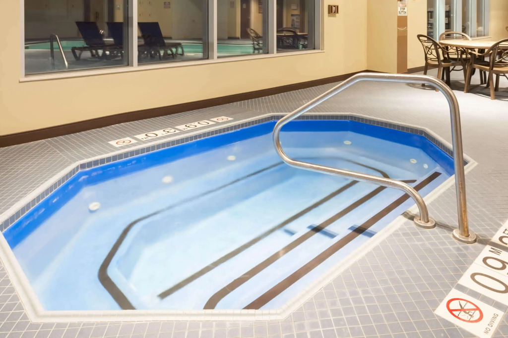 Microtel Inn & Suites by Wyndham - Timmins
