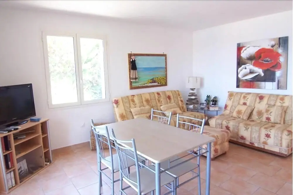 CARLOTTA- AT SEA Apartment 3