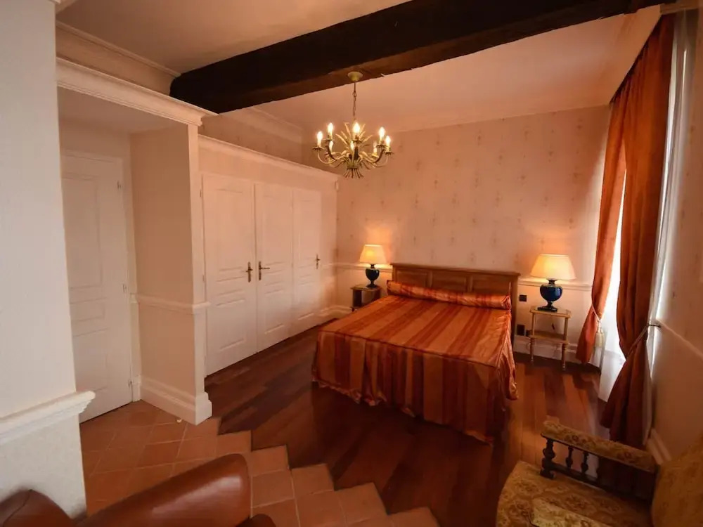 Lavish Villa on an Exclusive Estate in Liorac-sur-louyre With Pool