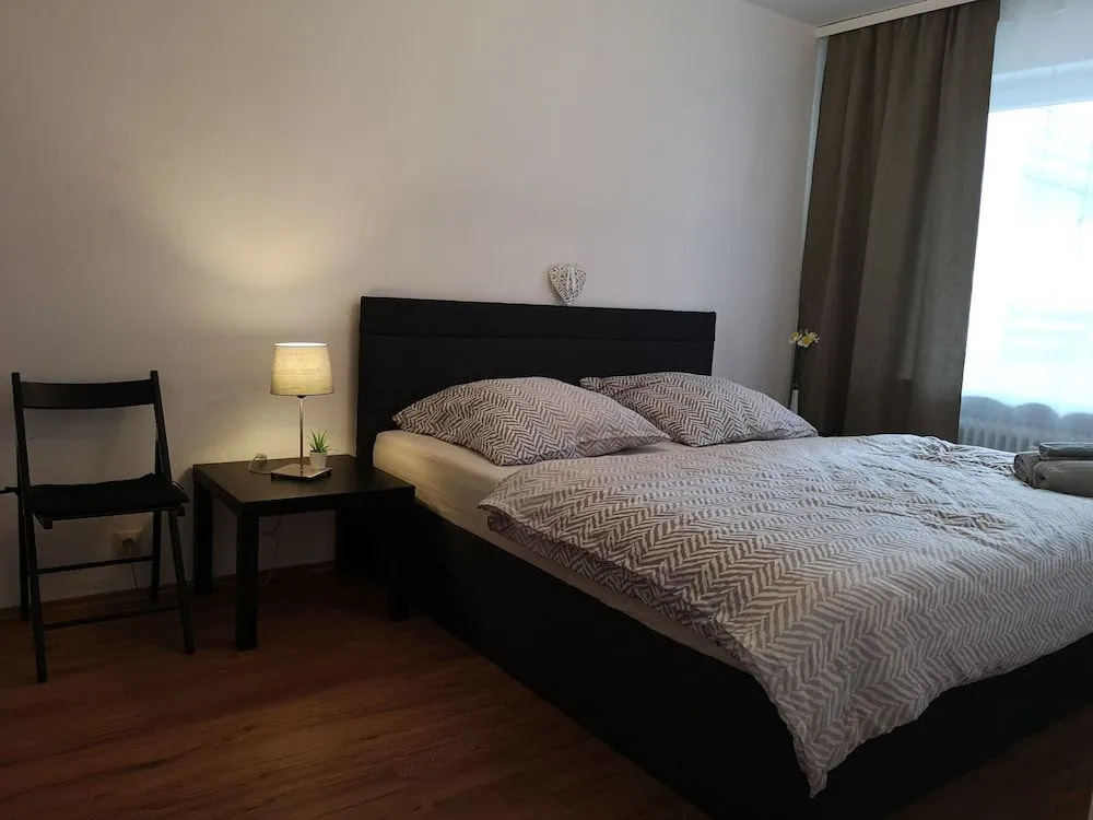 Family Suites & Parking