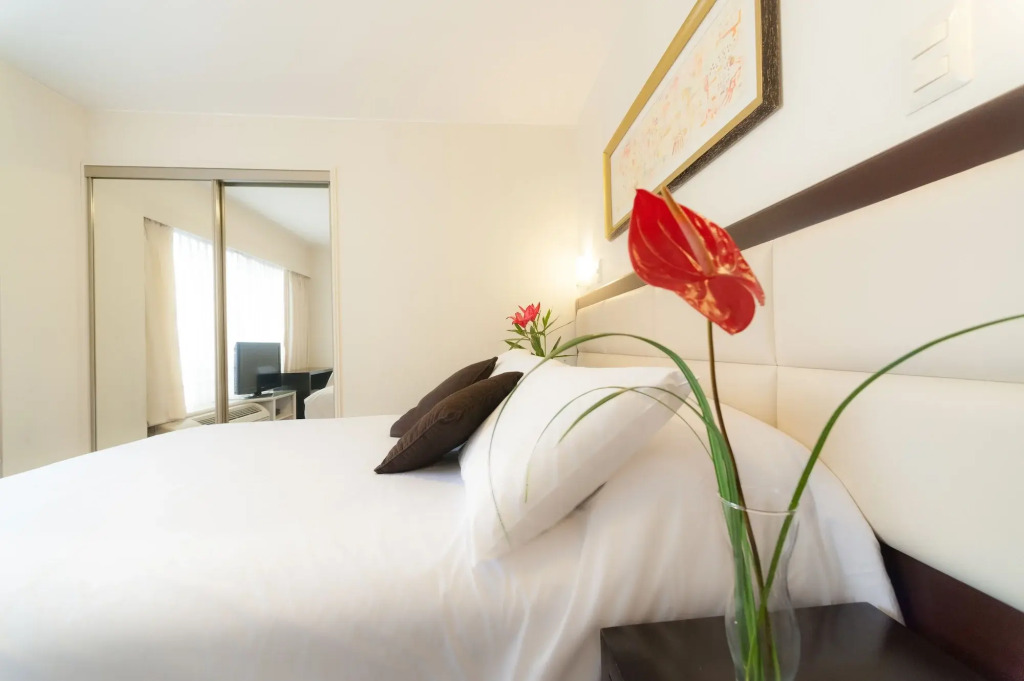 Roosevelt Hotel & Suites