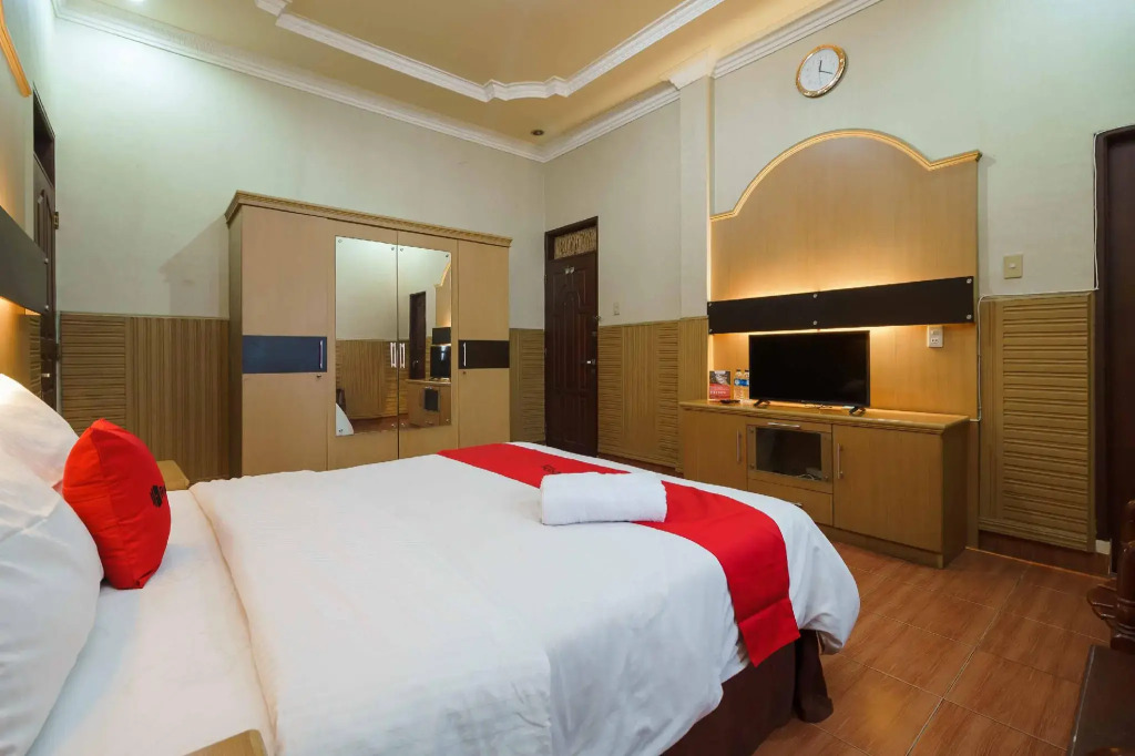 RedDoorz near RS Harapan Pematang Siantar
