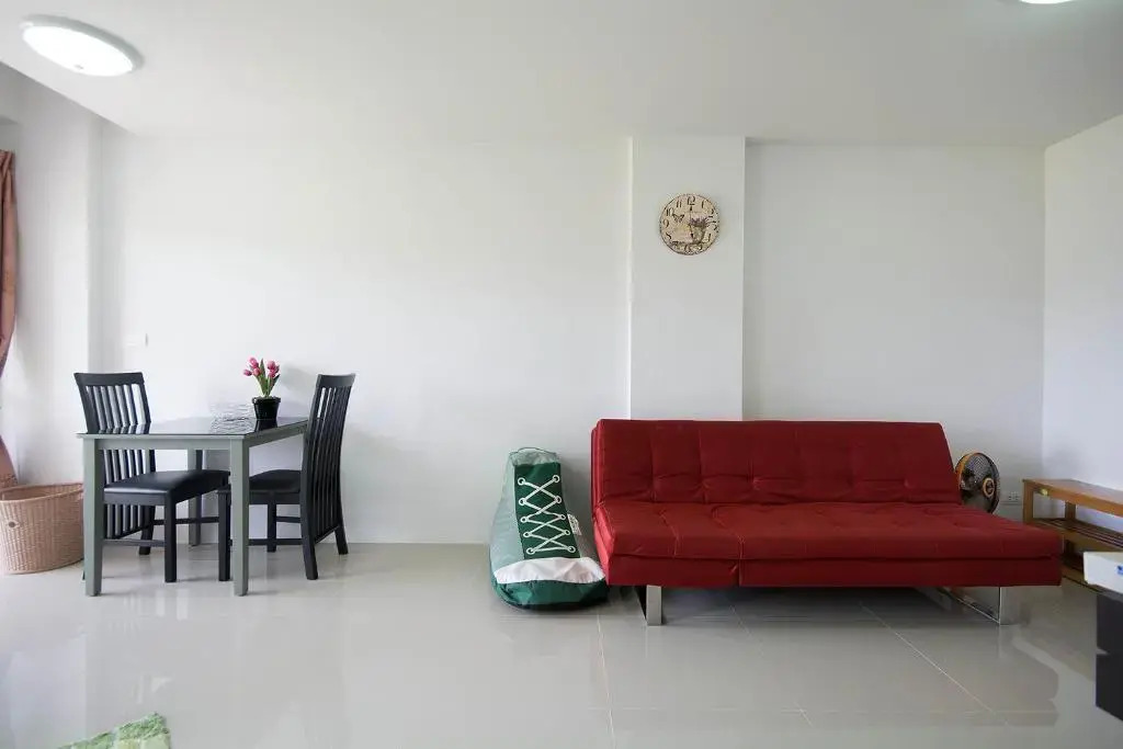 Grand Beach CondoB35 by malai