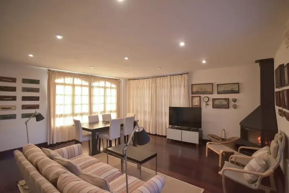 Casa Porto Cabanas by Upper Luxury Housing