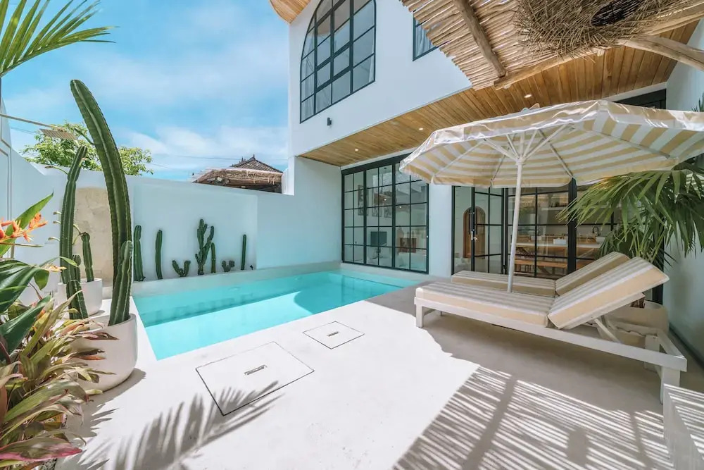 Villa Sunset and Sunrise - 2BR elegant villa in Central Canggu