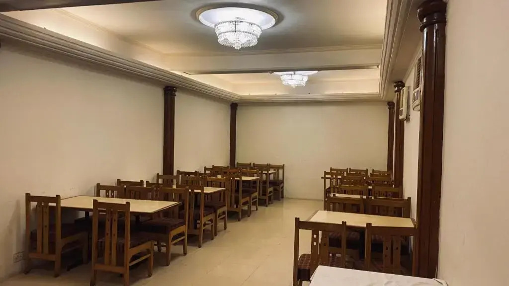 Hotel Kant Palace