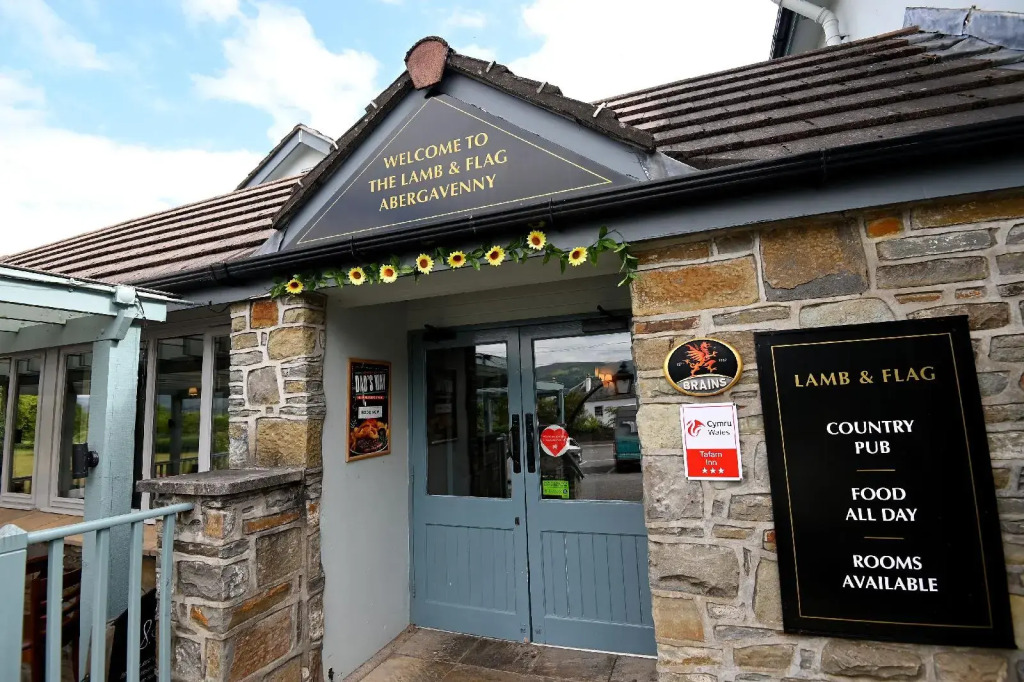 Lamb & Flag Inn